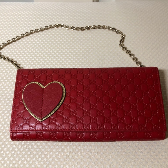 Gucci Chain Wallet Heart Red Leather Clutch - Picture 2 of 5